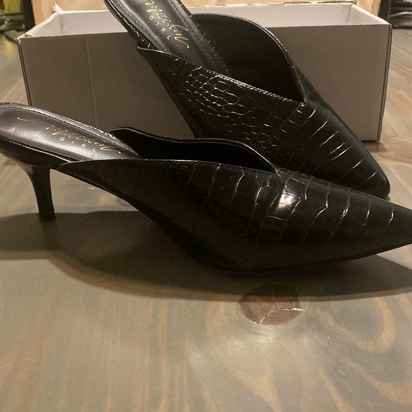 Women’s mules/ slide ons - Picture 1 of 1